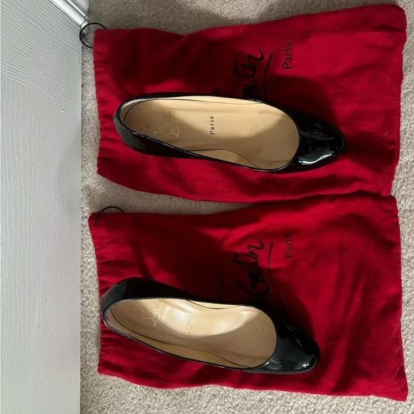 Christian Louboutin pumps - Picture 2 of 3